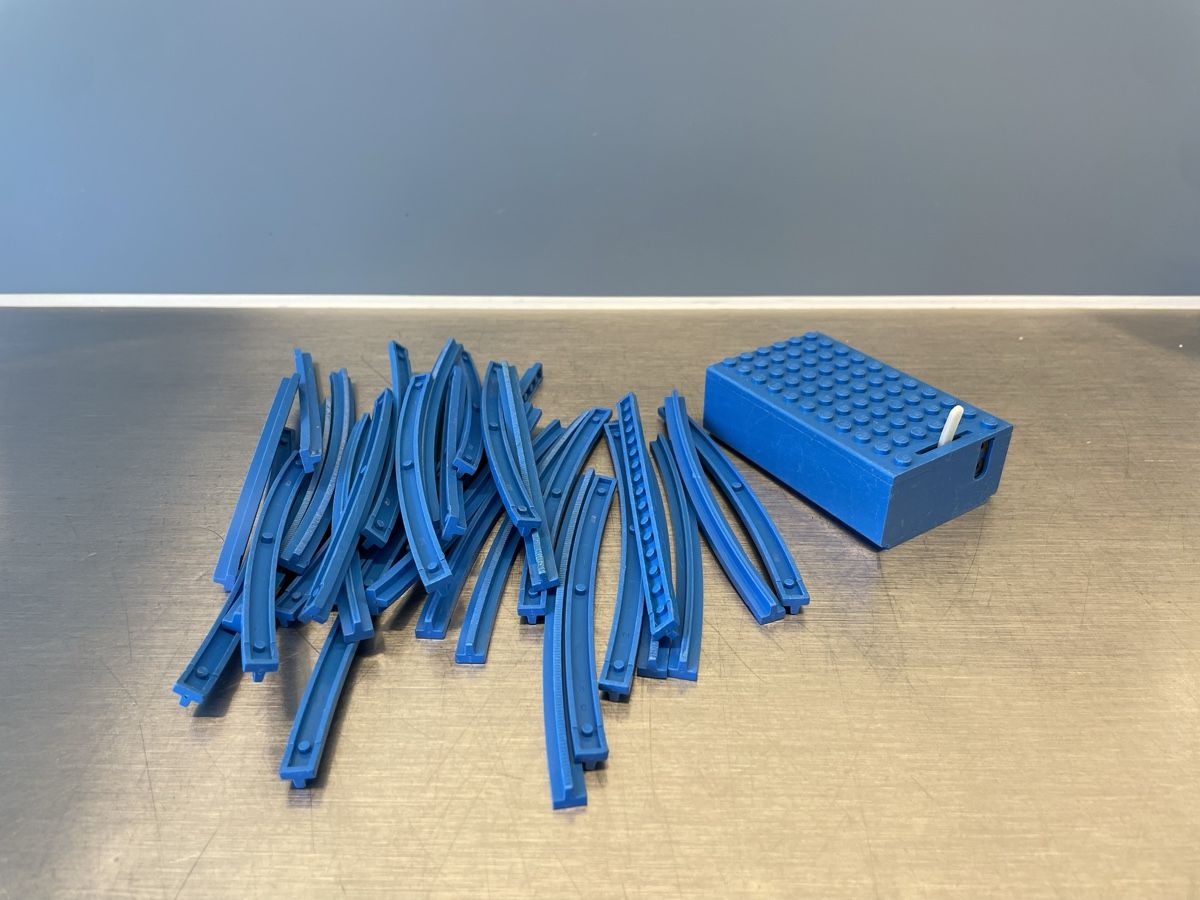 Lego Kit di costruzioni: LEGO RAILS / SCHIENEN – Usato da Bern venduto da jcmda