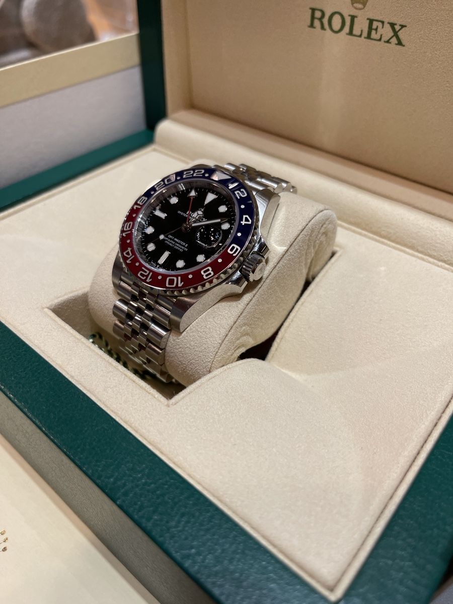 Rolex Orologi: Rolex GMT-Master II Pepsi - 126710BLRO – Usato da Zürich venduto da Watches-Co. 2