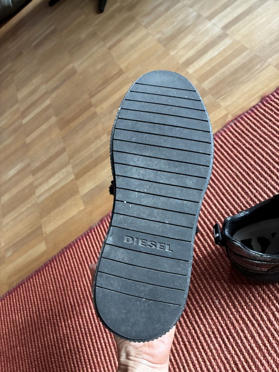 Diesel Damenschuhe: Diesel Damen Schuhe – Gebraucht aus Laupen BE von ole_l8gg 2