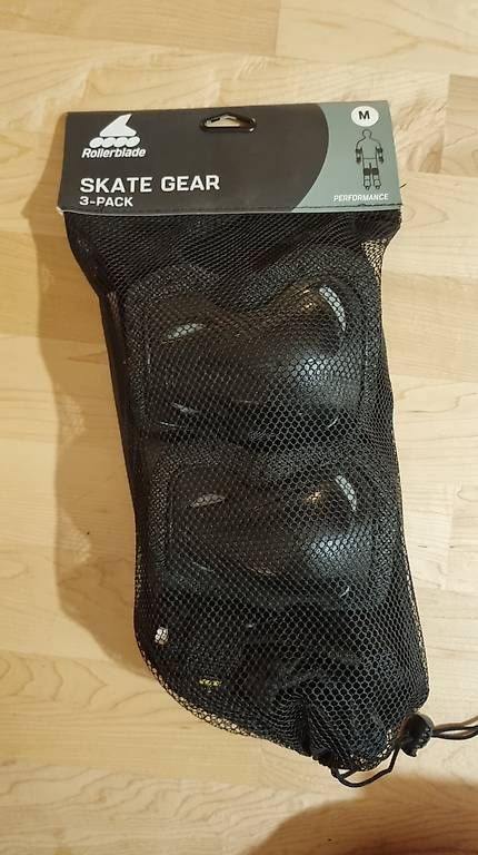Pattini in linea & Pattini a rotelle: Rollerblade Skate Gear Set M neu – Nuovo e nell'imballaggio originale da Zug venduto da ram_n27t