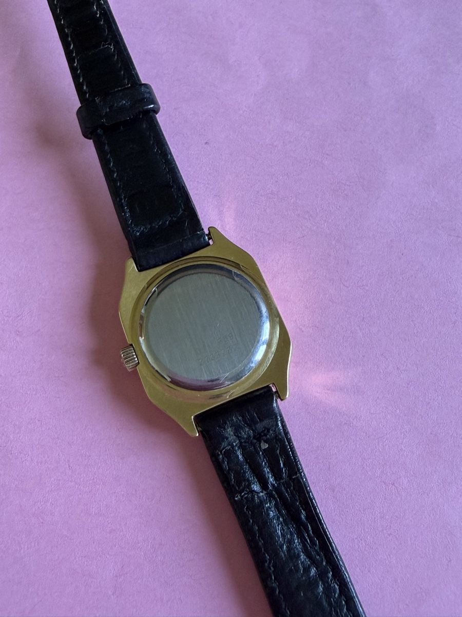Universal Genève Orologi: Vintage Universal Geneve Gold-plated watch – Usato da Marin-Epagnier venduto da Bill_Watch 6