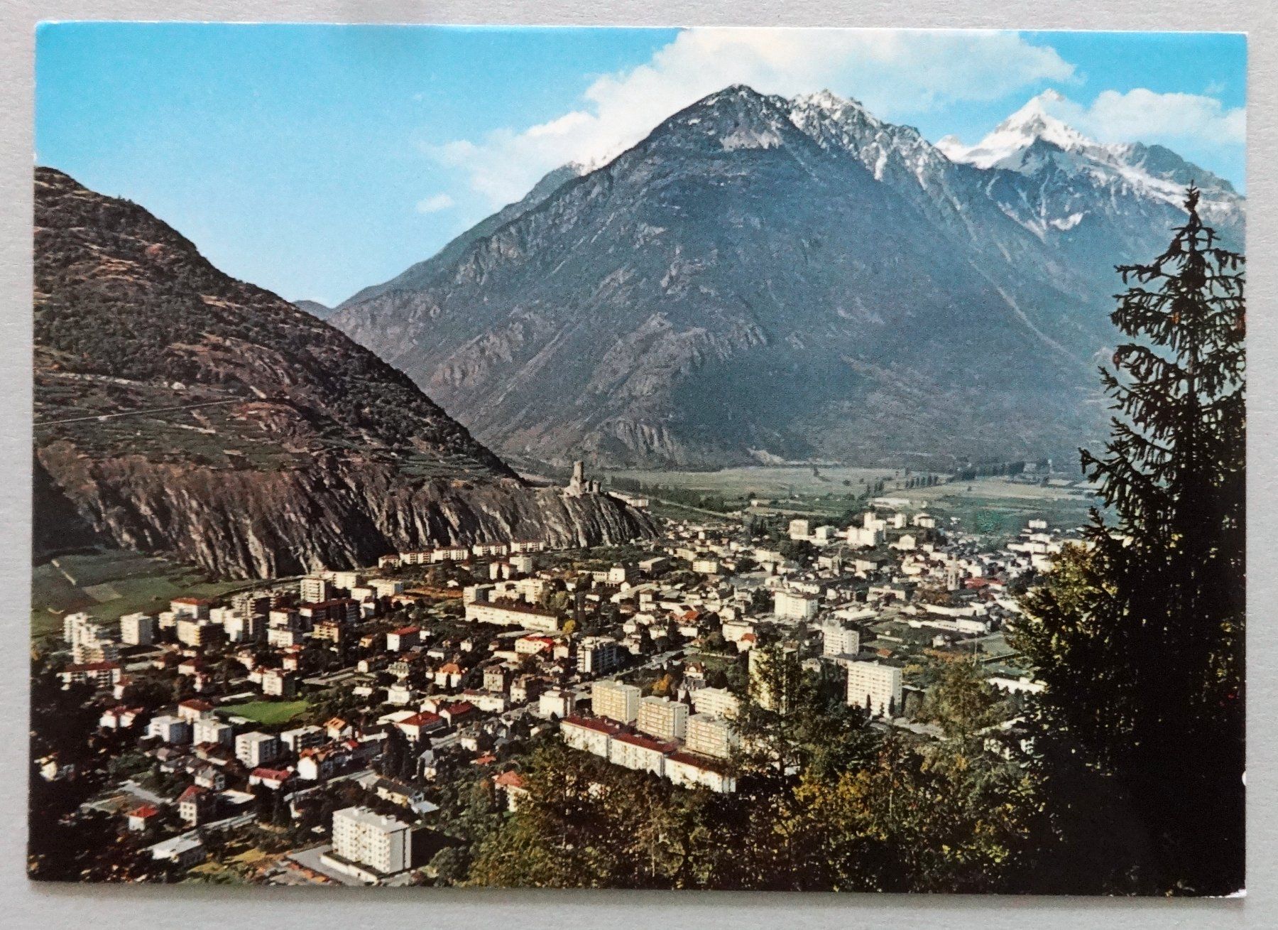 Ansichtskarten: Martigny, devant le Gd Chavalard – Gebraucht aus Fétigny von Billy2miny