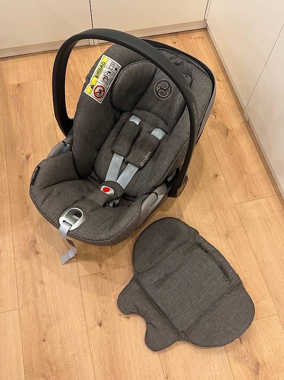 Seggiolini per auto: Cybex Babyschale und Base Cloud Z i-Size – Usato da Herrliberg venduto da sch_k2m9