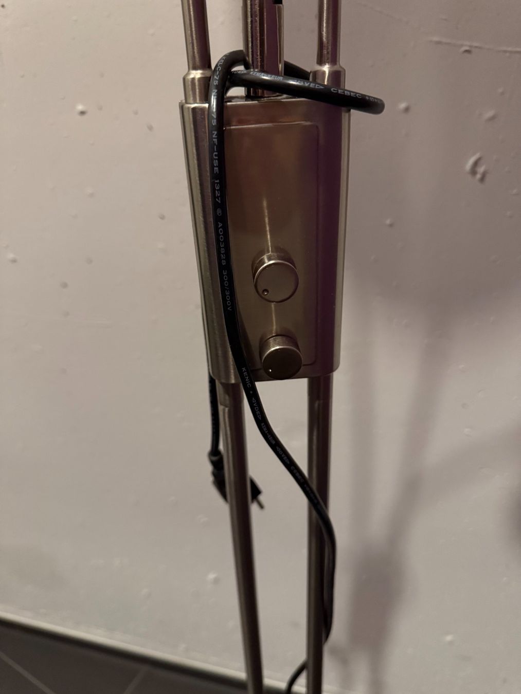 Lampade: Halogen Ständerlampe mit gratis Zusatzlampe von Philips – Usato da Rothenburg venduto da Patri00 2