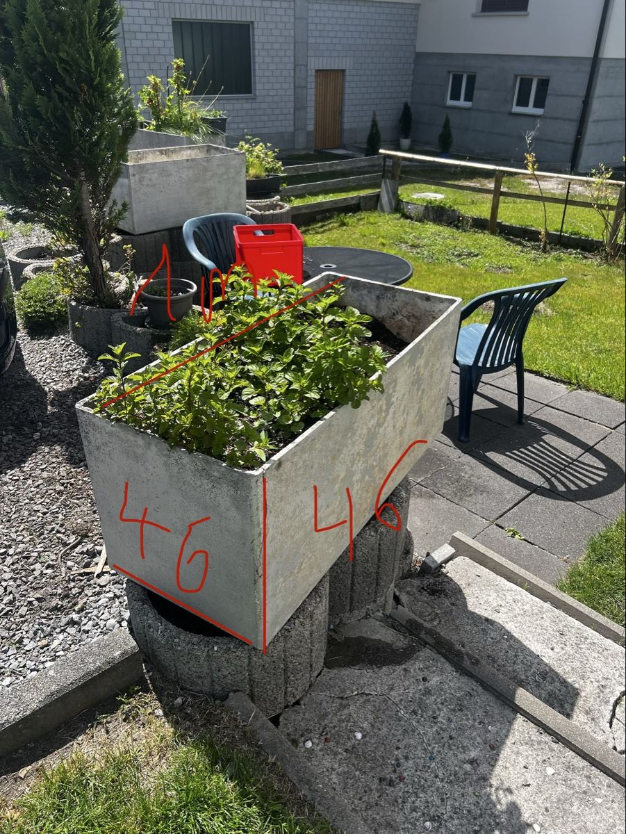Eternit Pots de fleurs: Eternit Topf 1m – D'occasion à Schönengrund par Oldbutgold93 1