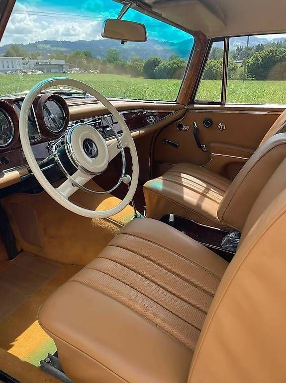 Automobili: MERCEDES-BENZ 300 SE Coupé – Usato da Langenthal venduto da Goergens10 2