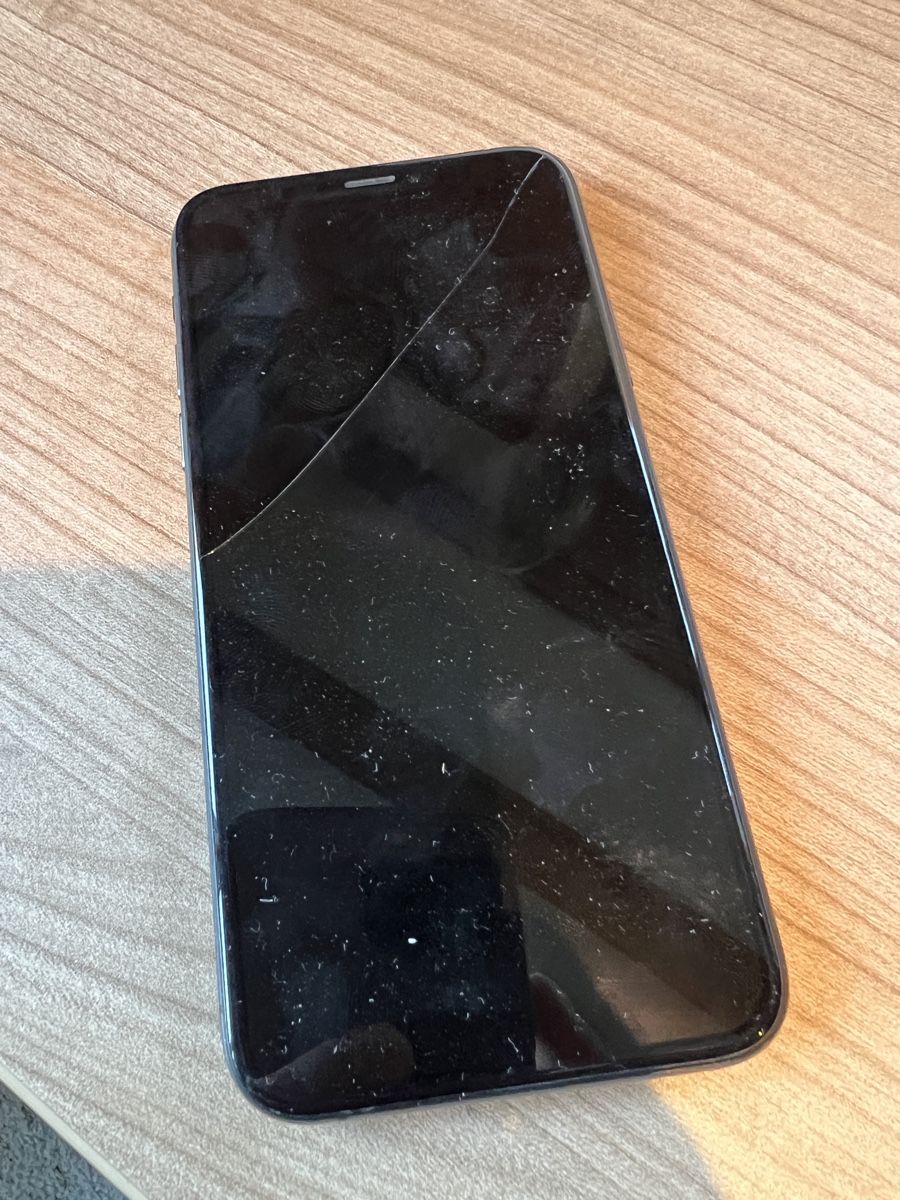 Apple Handys / Smartphones: iPhone defekt als Ersatzteilspender Glasbruch – Defekt aus Sissach von Neuzeitalt 3