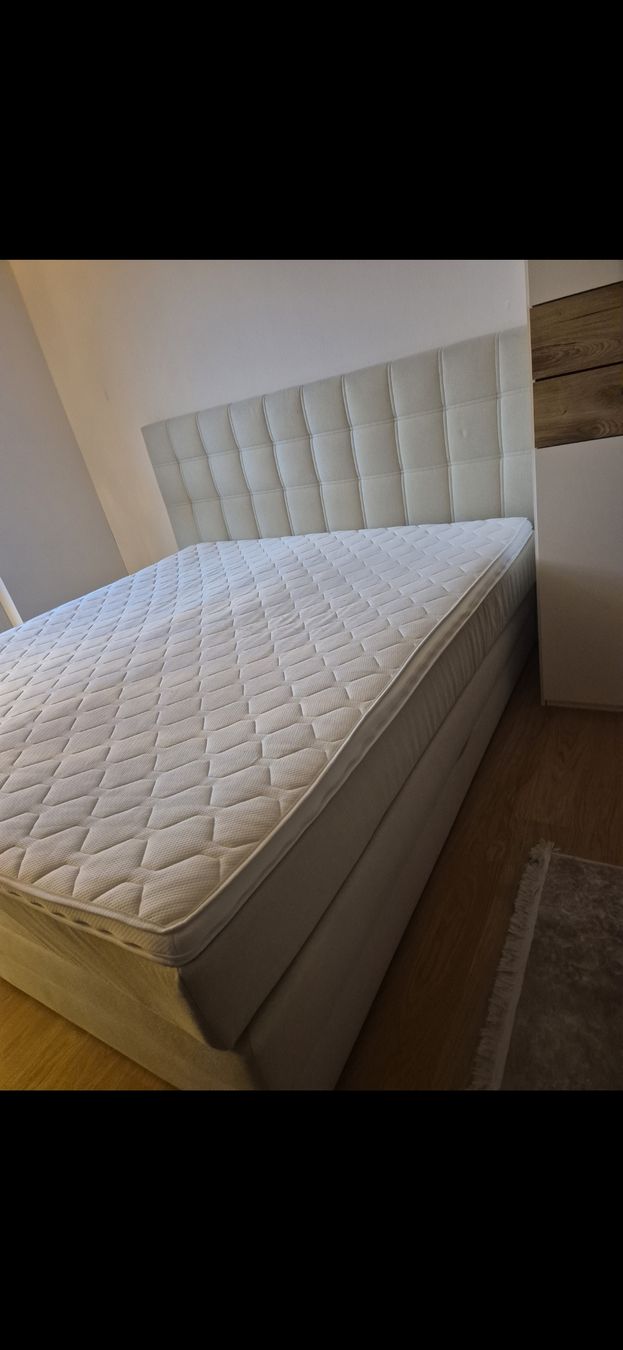 Conforama Betten: Boxspringbett mit Kopfteil hellbeige  – Neu (gemäss Beschreibung) aus Lufingen von ane_mbx8 5