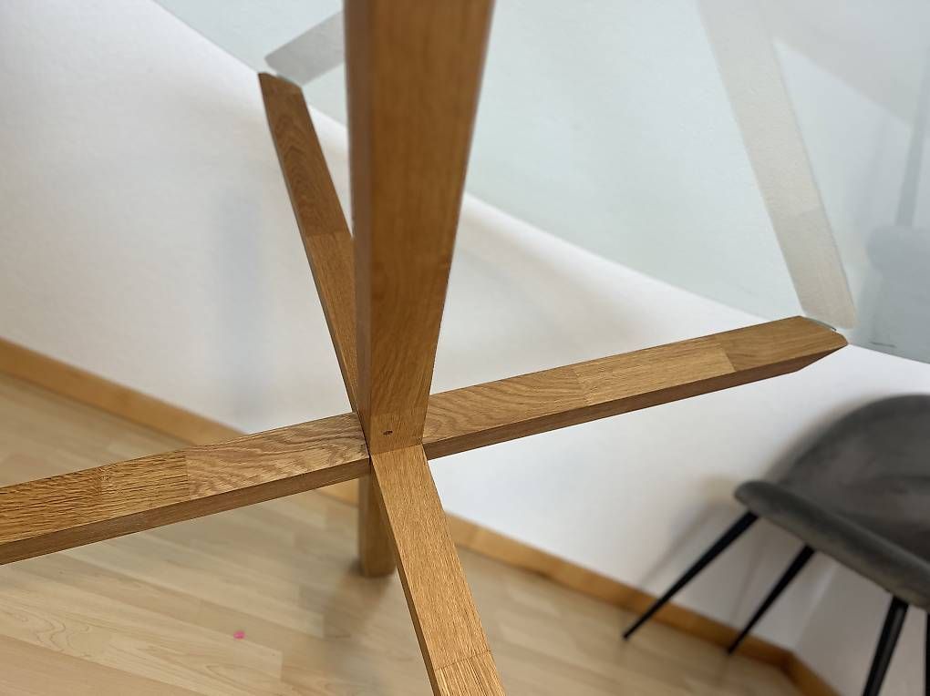 Set de table et chaises: Muss Weg. – D'occasion à Herisau par nit_56z2 2
