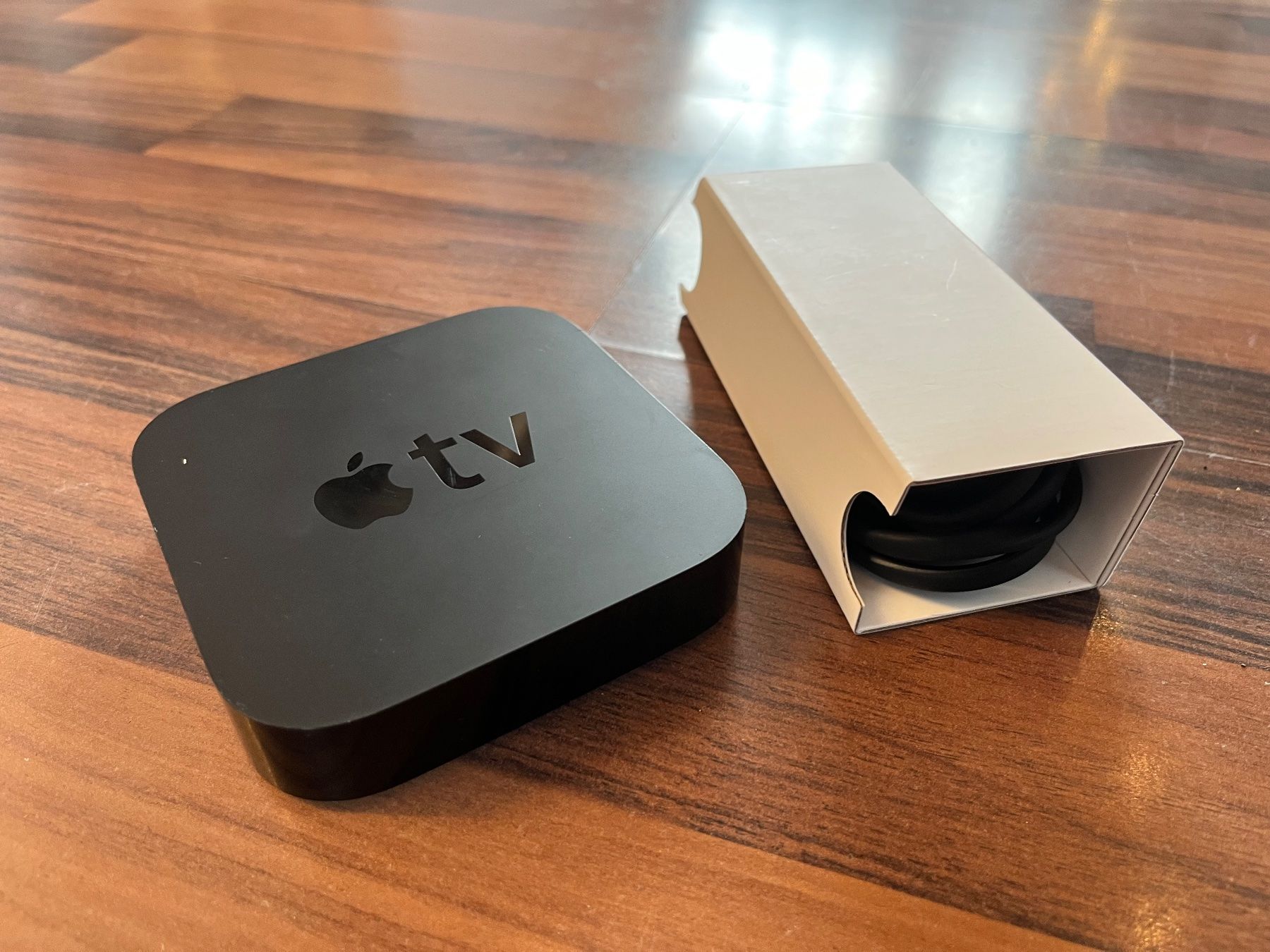 Apple Sistemi audio & multimediali: Apple TV - 3.Gen - A1469 Full HD – Usato da Zollikofen venduto da Lukimann 1
