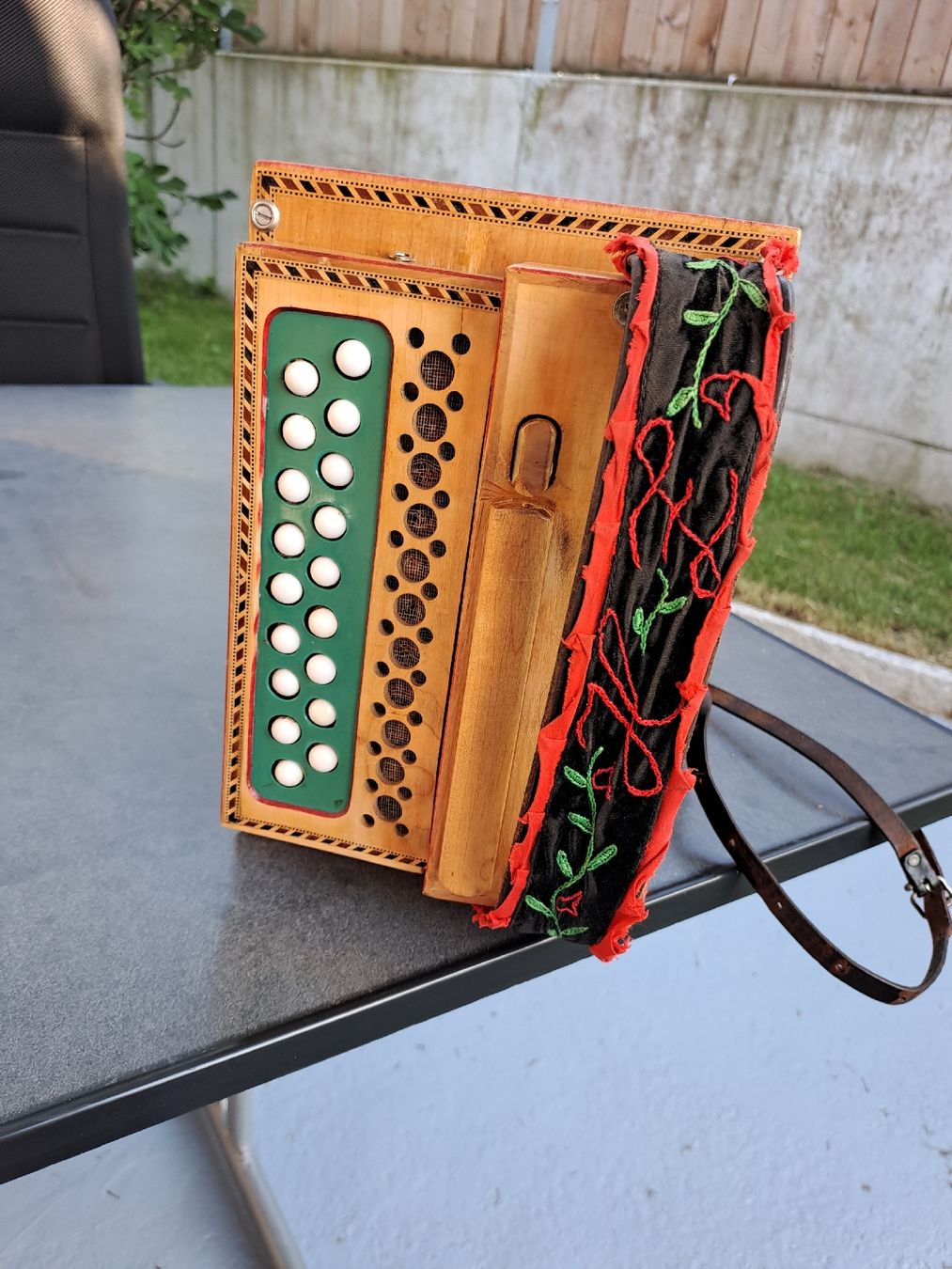 Eichhorn Strumenti musicali: Eichhorn orgeli ton A. 18 basses  – Usato da Villeneuve venduto da BibiVintage 6