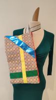 Cool Clutch. Ganz neu . Nur für Dich :)