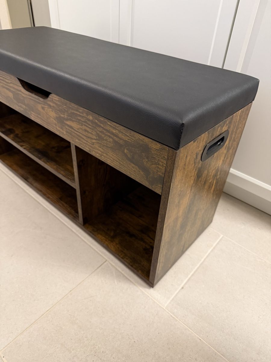 Panchine: Schuhbank mit Sitzpolster Holzoptik – Usato da Döttingen venduto da chr_qvn2 1