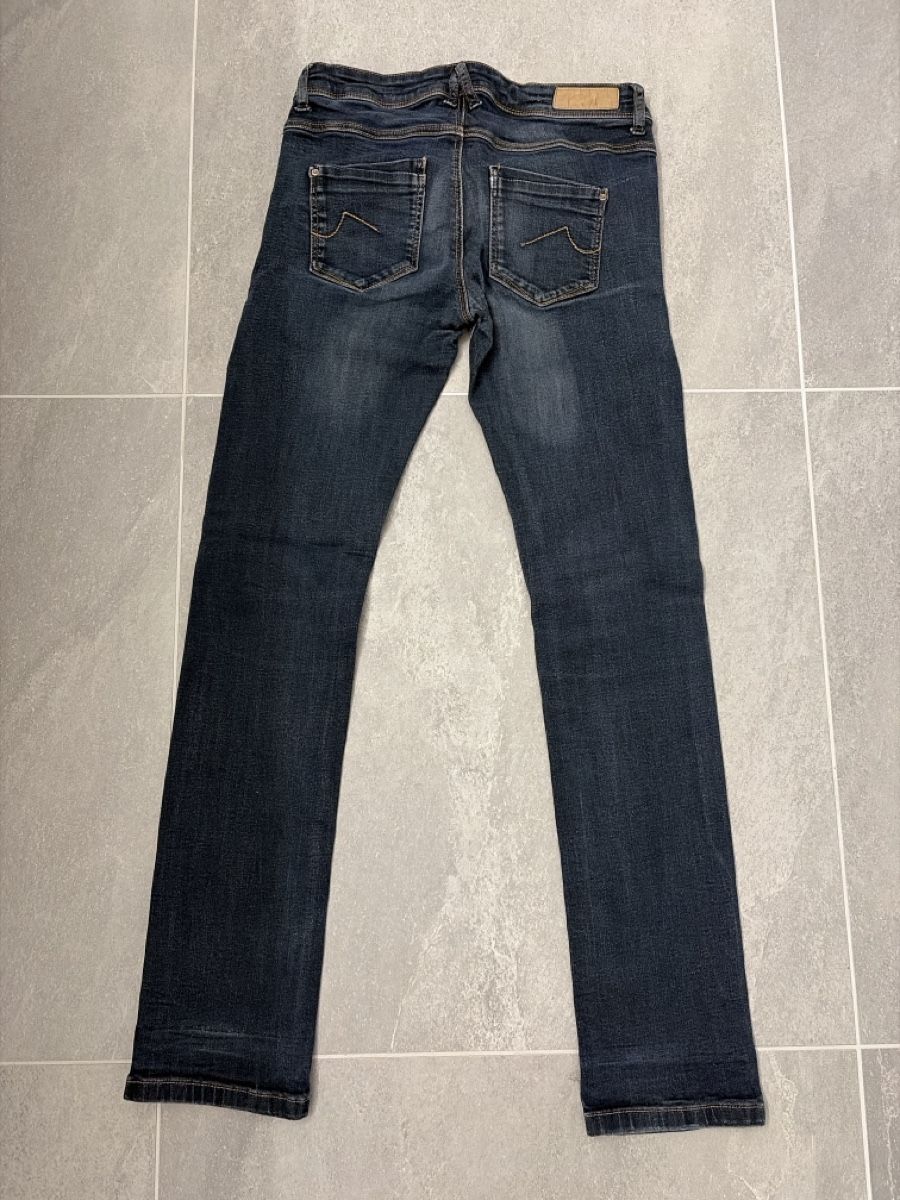 C&A Jeans: Jeans – Usato da Fraubrunnen venduto da amm_7kp6 1