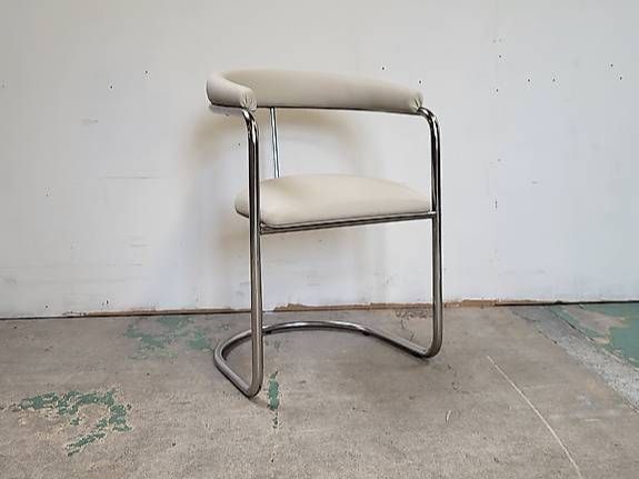 Poltrone: Adico Bauhaus Armstuhl – Nuovo (secondo la descrizione) da Bern venduto da Vikingmoderna