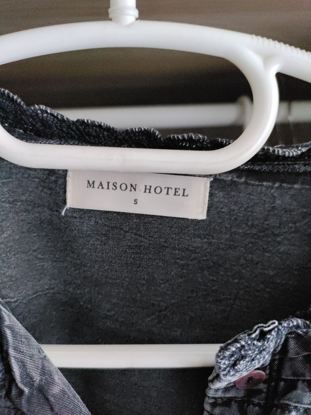 Blusen: Bluse von Maison Hotel – Gebraucht aus Port von 243rina 1