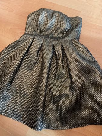 Jolie robe bustier Jennyfer dorée pour fête t. S