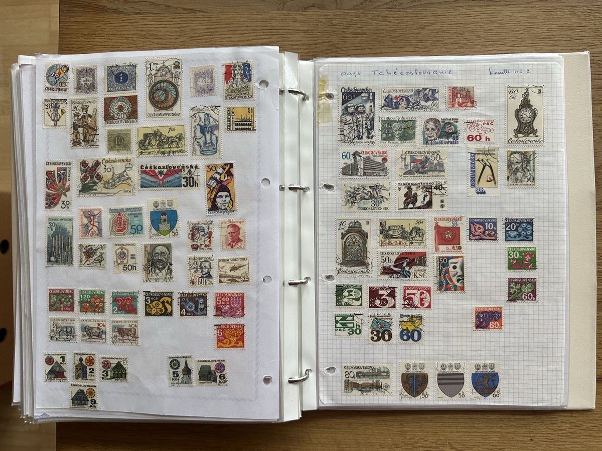 Tutti i francobolli: Alle Welt Sammlung Cercle Philatelique im Ringbinder – Usato da Schmitten / FR venduto da Samsara169 8