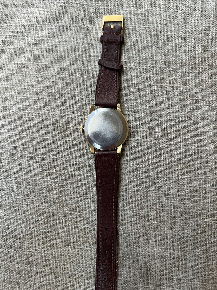 Movado Orologi: Montre Movado, boîtier plaqué or – Usato da Estavayer le lac venduto da D00o 4