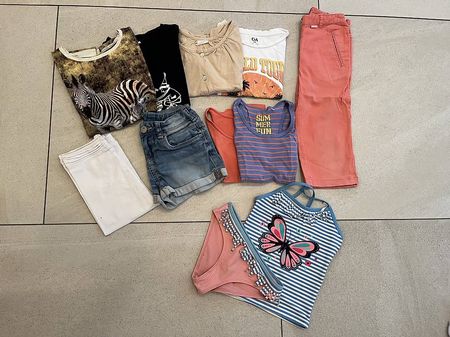 Kleiderpaket Mädchen 122/128 Sommer 10 Teile