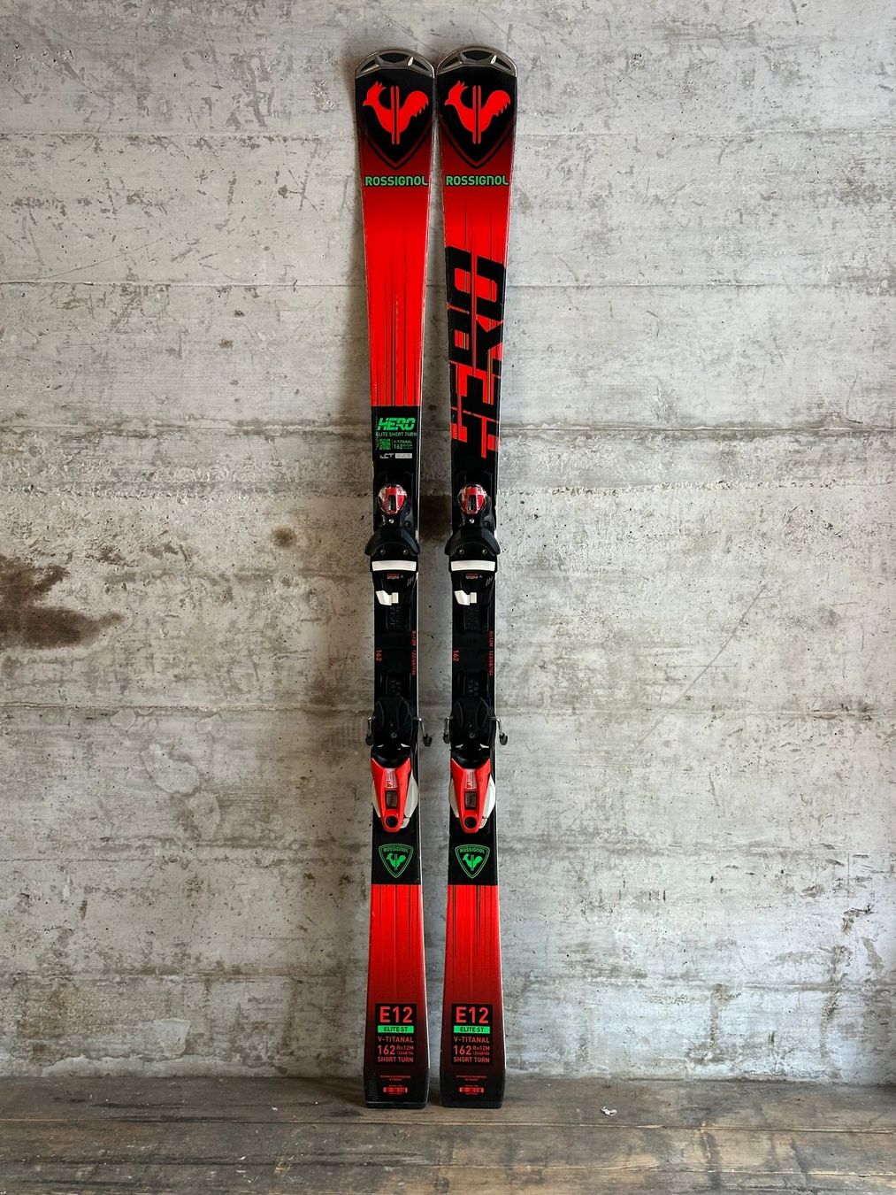 Rossignol Skis: Rossignol Hero Elite ST Ski 162CM – D'occasion à Emmenbrücke par karkarkar 1