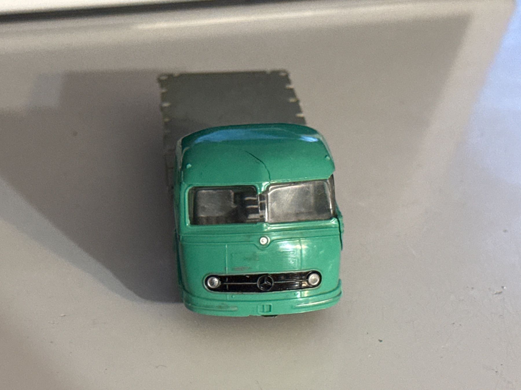 Siku Modellini d'auto: Alter Siku Mercedes LP 315 Pritsche – Difettoso da Allschwil venduto da meeresperle 2