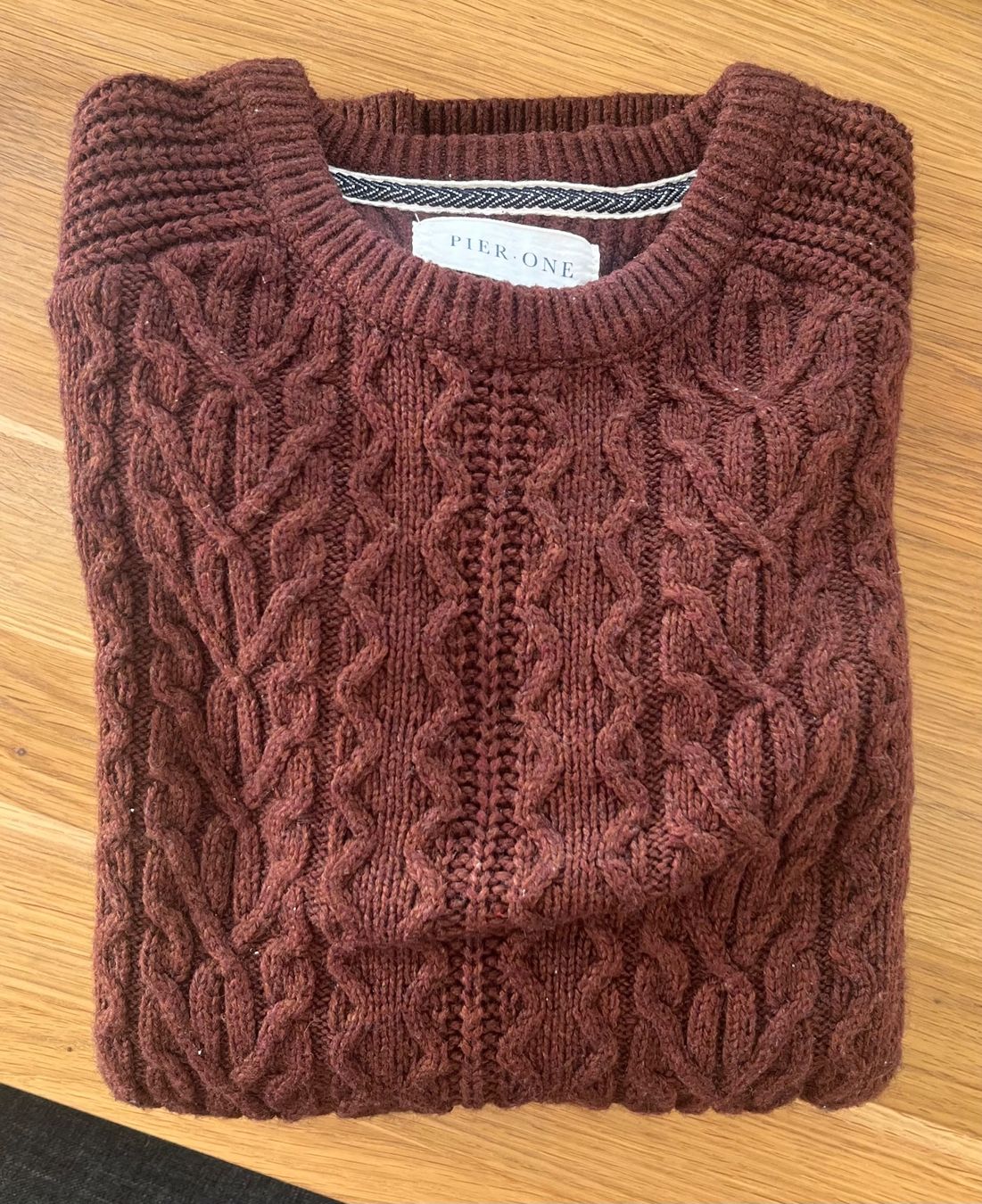 Pullover & Sweatshirts: Pullover Bordeaux Gr M – Gebraucht aus Zollikofen von Michel_A 1