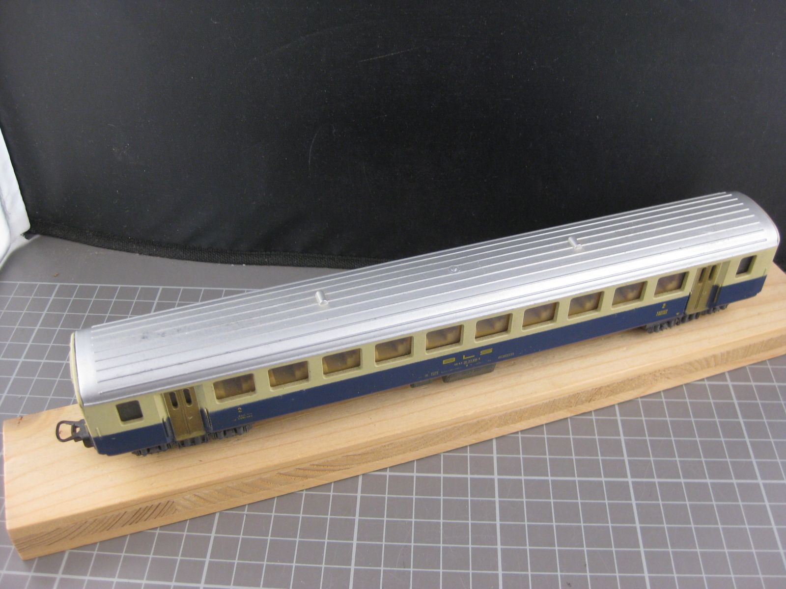 Lima Modellini di ferrovie: Lima BLS Wagen 2. Klasse – Usato da Malters venduto da Marosko 4