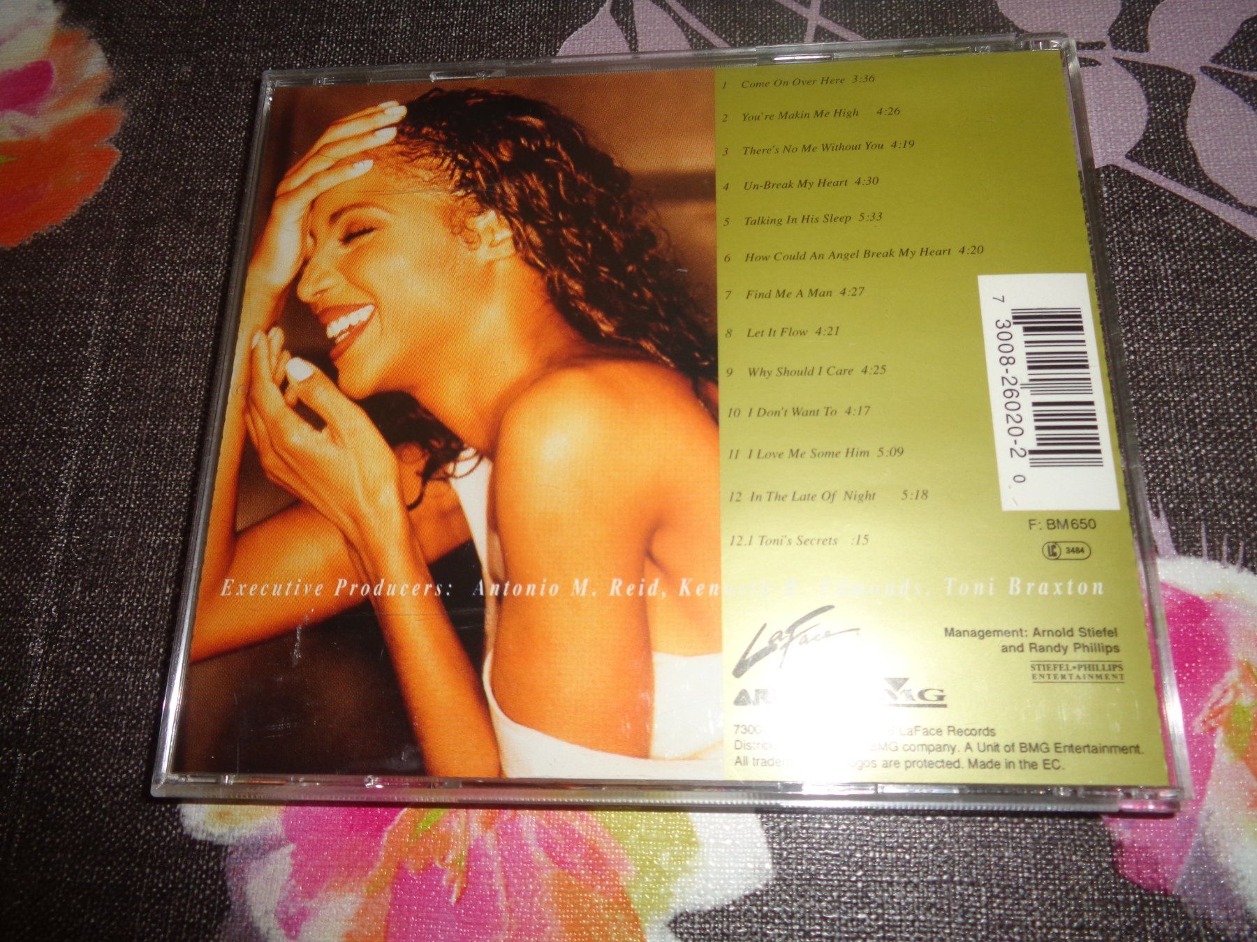 CD: Toni Braxton - Secrets CD – Usato da Olten venduto da Disc-Ausverkauf 1