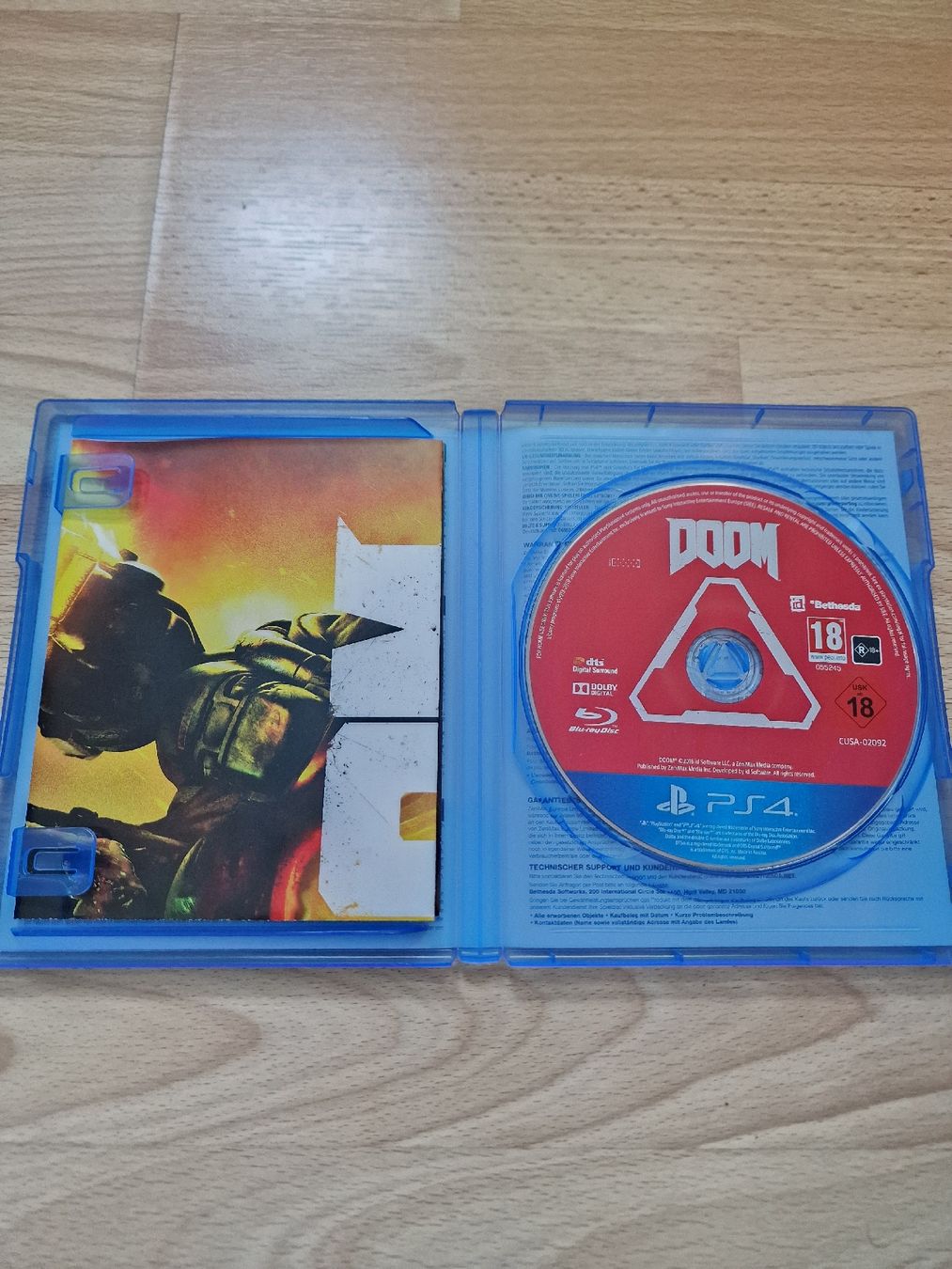 Giochi: PS4 Spiel Doom Slayers Collection mit Poster Top – Usato da Fahrwangen venduto da luk_bhw7 1