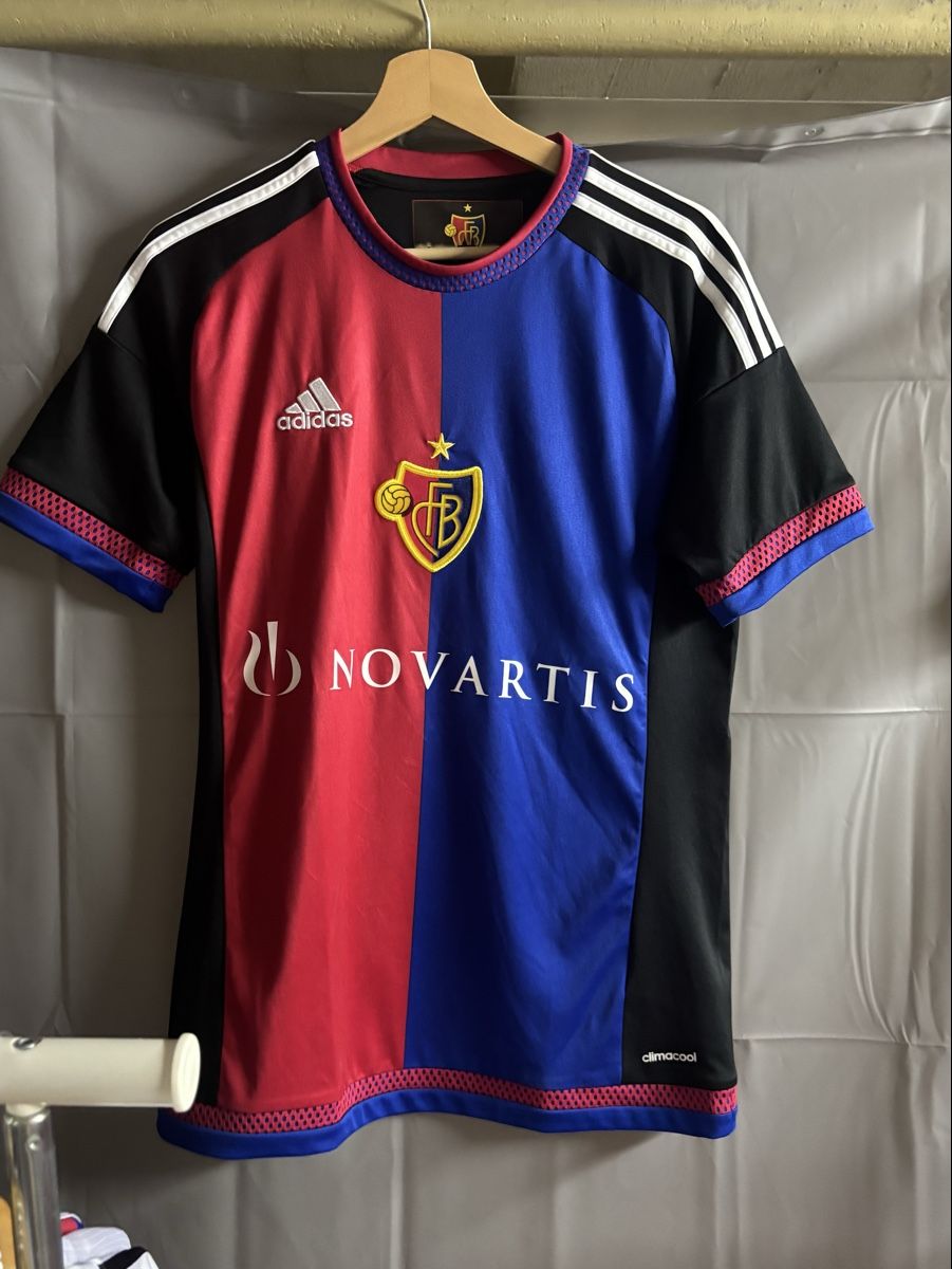 Leibchen & Hosen: FC BASEL TRIKOT Saison 2015/2016 Gr.S – Gebraucht aus Basel von kleinerprinz
