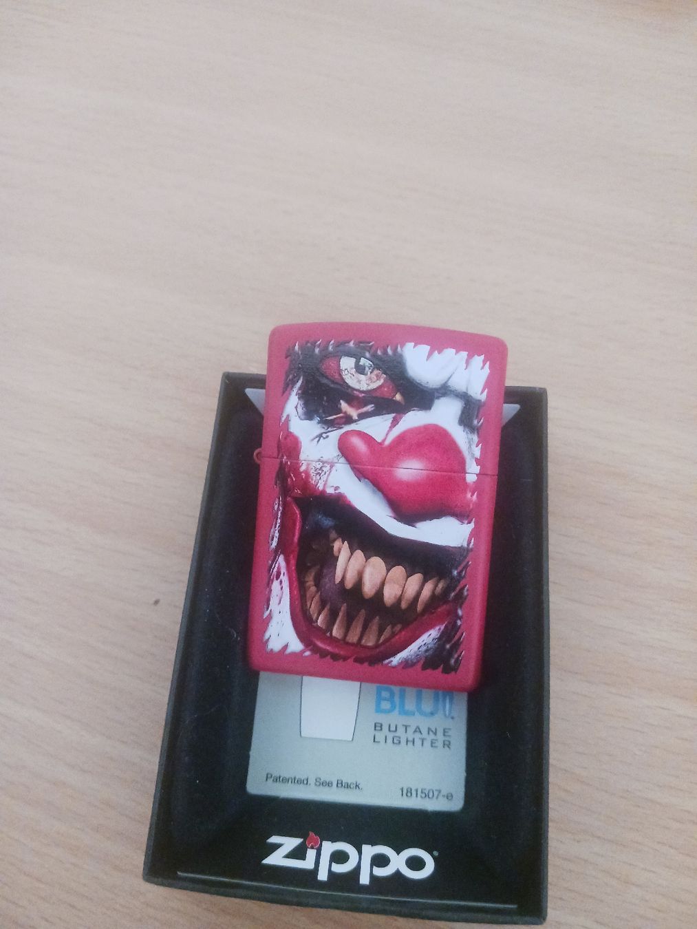 Zippo Accendini: Zippo 2013 clown – Nuovo e nell'imballaggio originale da Sion venduto da aym_g5t9