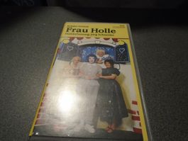 Video Frau Holle, Dialektfassung: Jörg Schneider