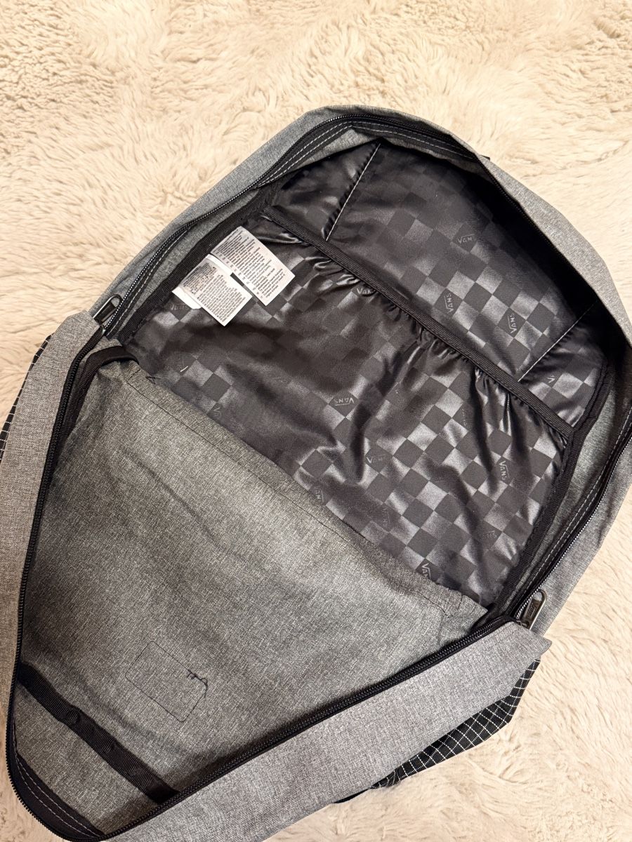Vans Rucksäcke: Vans Rucksack – Gebraucht aus Haldenstein von ana_b8c7 2