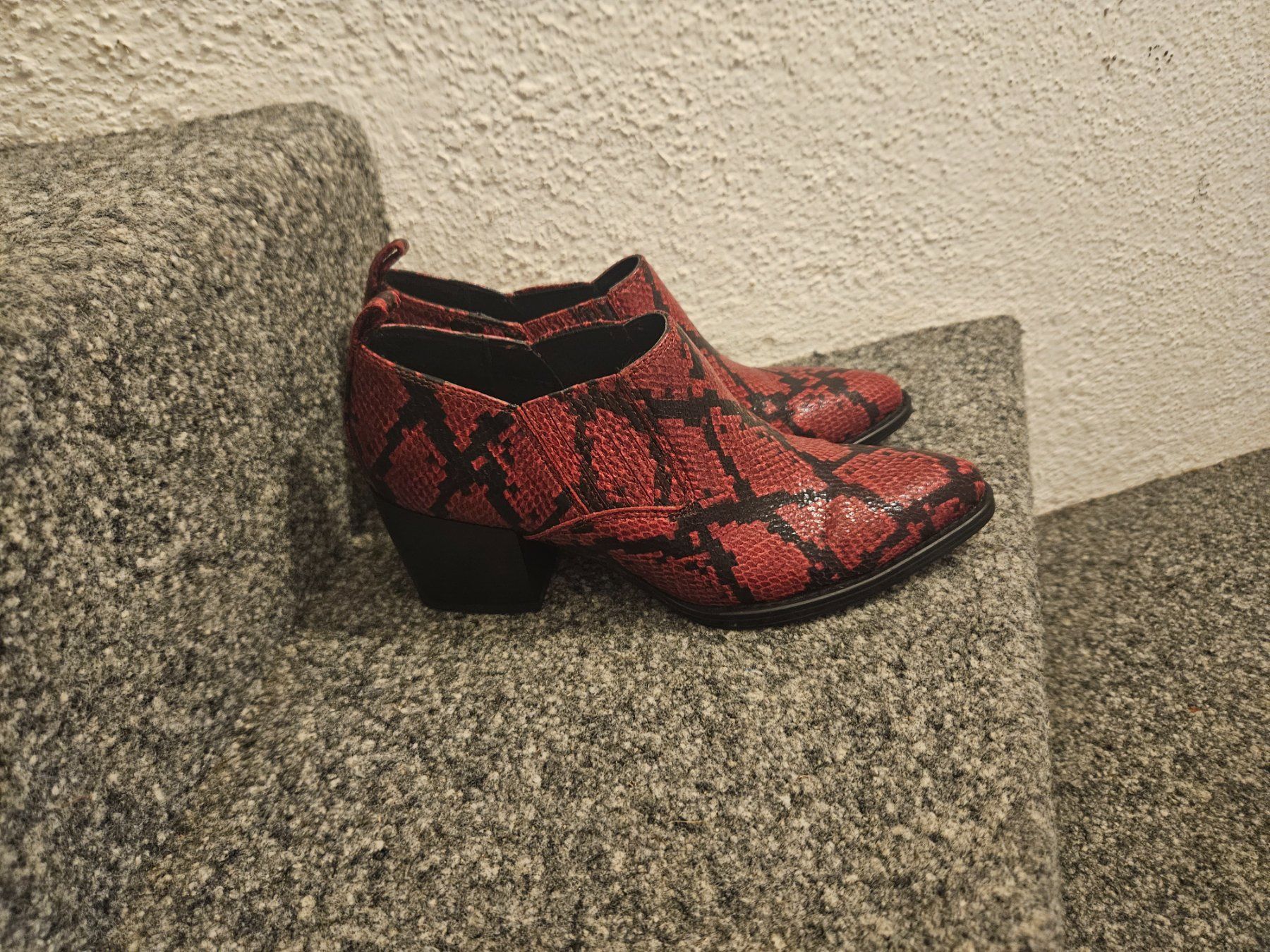 Scarpe da donna: Schuhe Gr.38 – Usato da Niederwil AG venduto da marciag 2