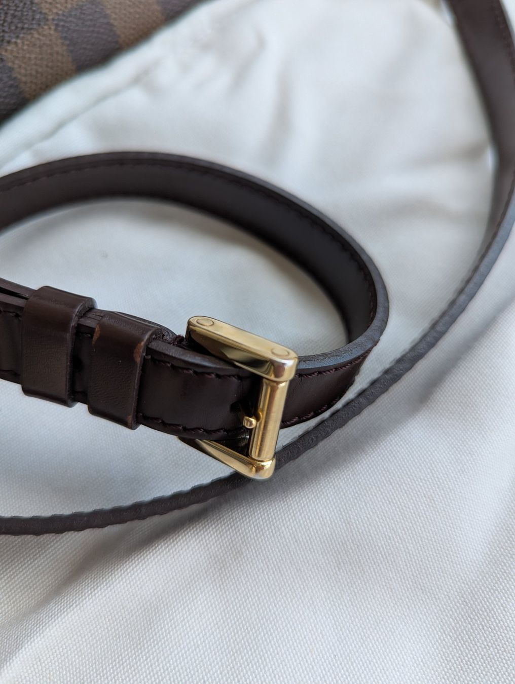 Louis Vuitton Borse da donna: ​Louis Vuitton Crossbody mit Rechnung – Usato da Seengen venduto da sam_x5tk 2