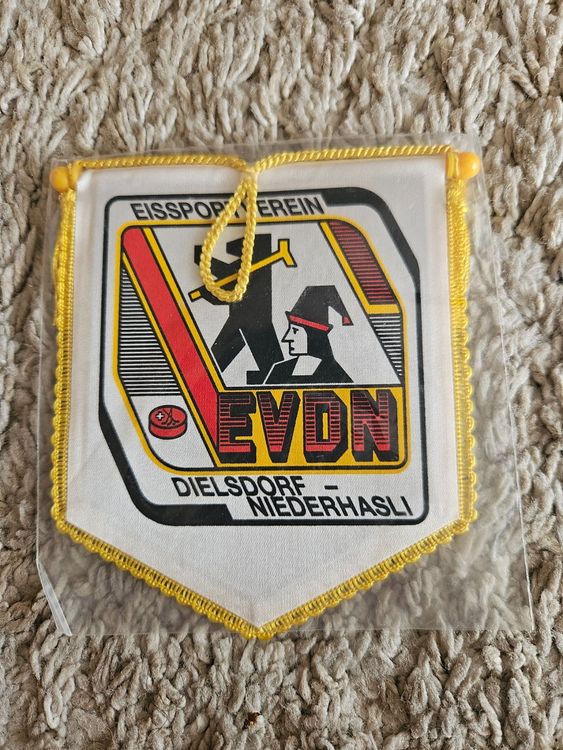 Fanion Hockey Sur Glace Eissport Verein Füssen Allemagne - Vintage