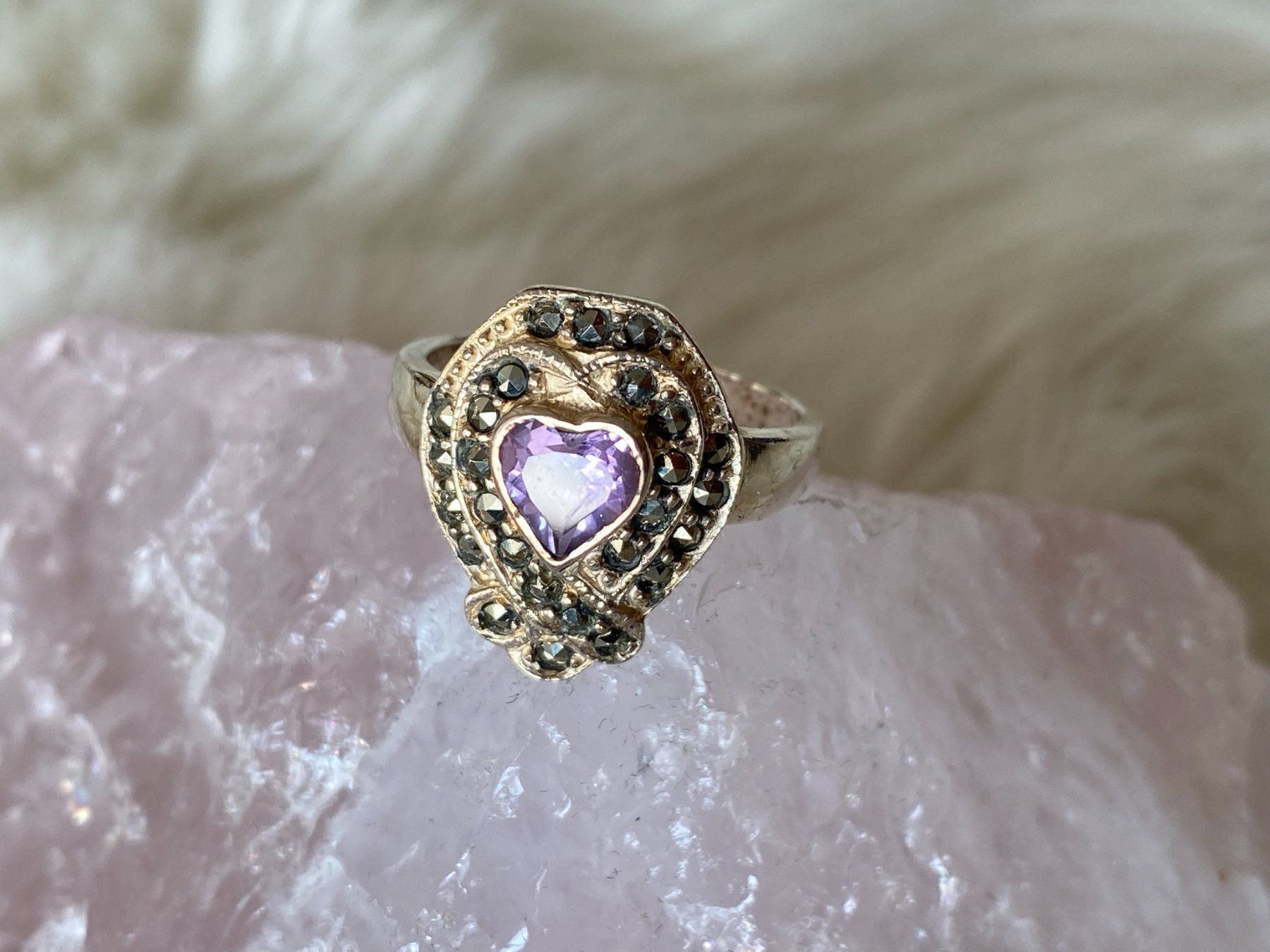 Anelli: Ring Silber 925 mit lila Stein Herz – Usato da Istighofen venduto da Ringparadies