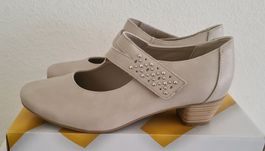 Pumps beige Grösse 38, neu