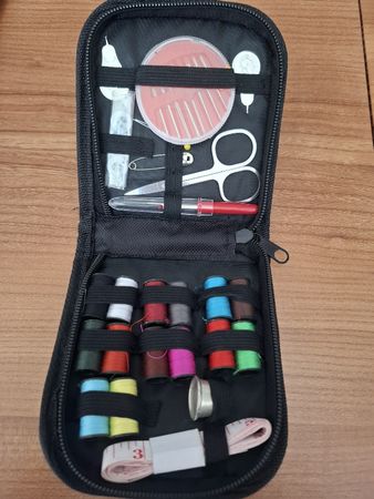 27 teiliges Nähset komplett, ideal für Reise und Handarbeit.