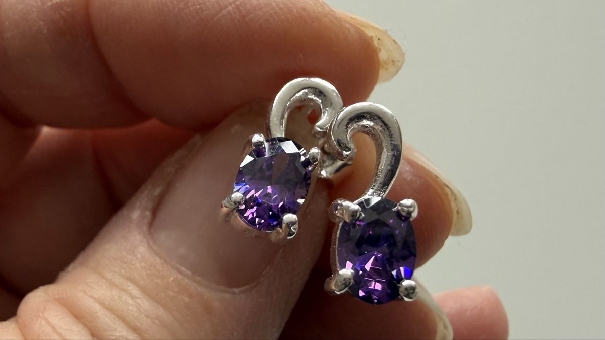 Ohrringe & -stecker: Silber-Amethyst- Ohrringe und Anhänger – Neu und originalverpackt aus Ebikon von elischka 1
