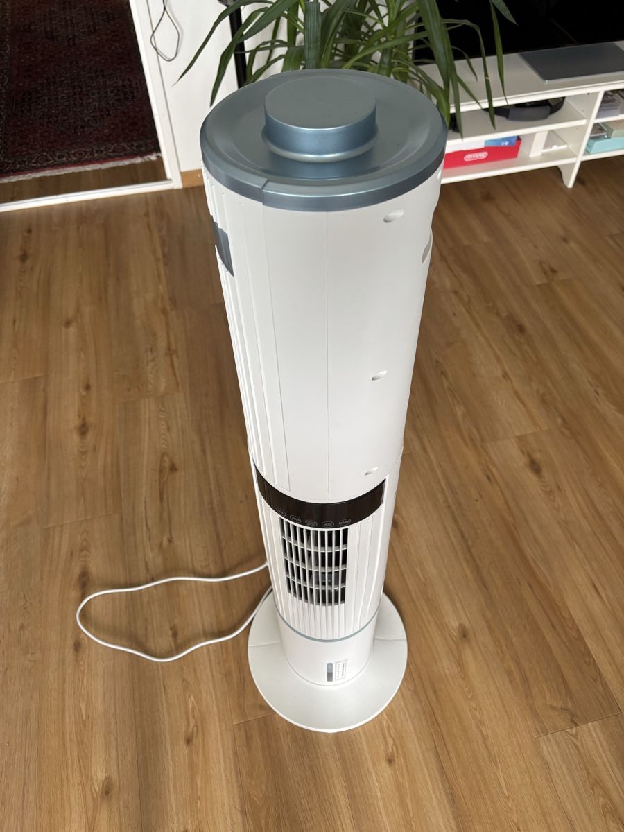Ventilatori: Turmventilator Weiss, mit  unschön bearbeitetem Stecker – Usato da Zug venduto da christoph.arnold88