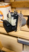 Die ABS-Hydrauliksperrsteuereinheit wurde in einen BMW E39 e