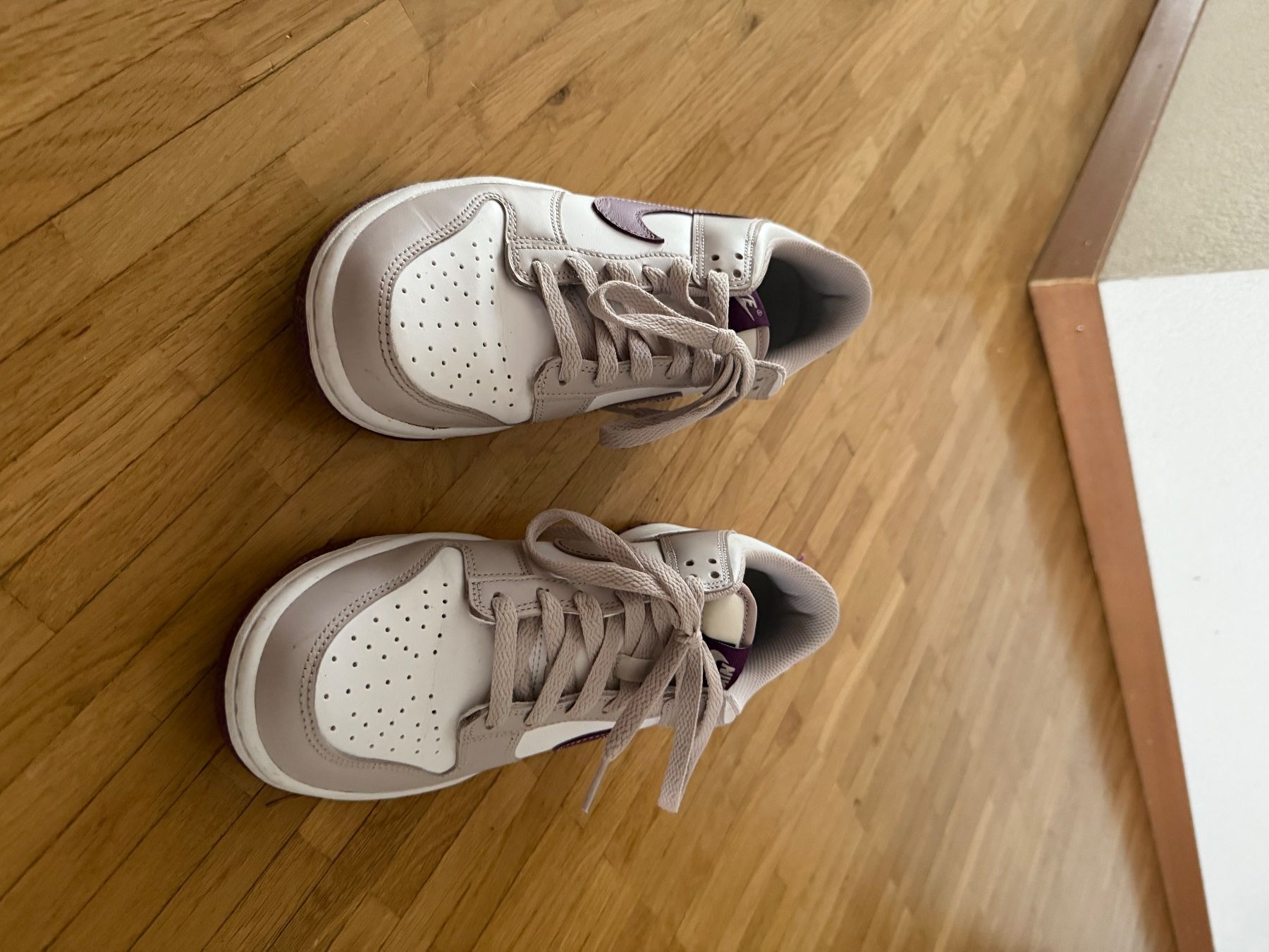 Nike Scarpe da donna: Nike Dunk Low Damenschuh, Gr.40 neuwertig.. – Nuovo (secondo la descrizione) da Wohlen AG venduto da baletan83