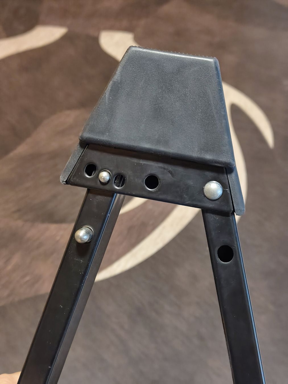 König & Meyer Supporti per strumenti musicali & leggii: König & Meyer E Guitare stand – Usato da Haute-Nendaz venduto da vin_fm7p 1