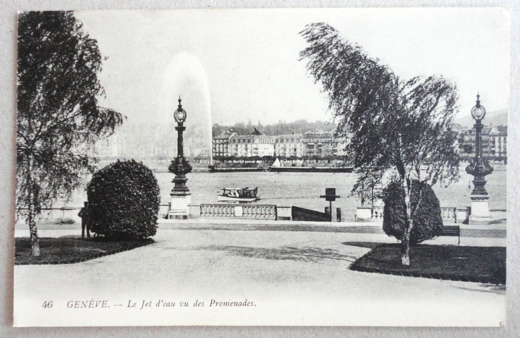 Genève Le Jet d #39 eau vu des Promenades (D #39 occasion) à Fétigny pour CHF