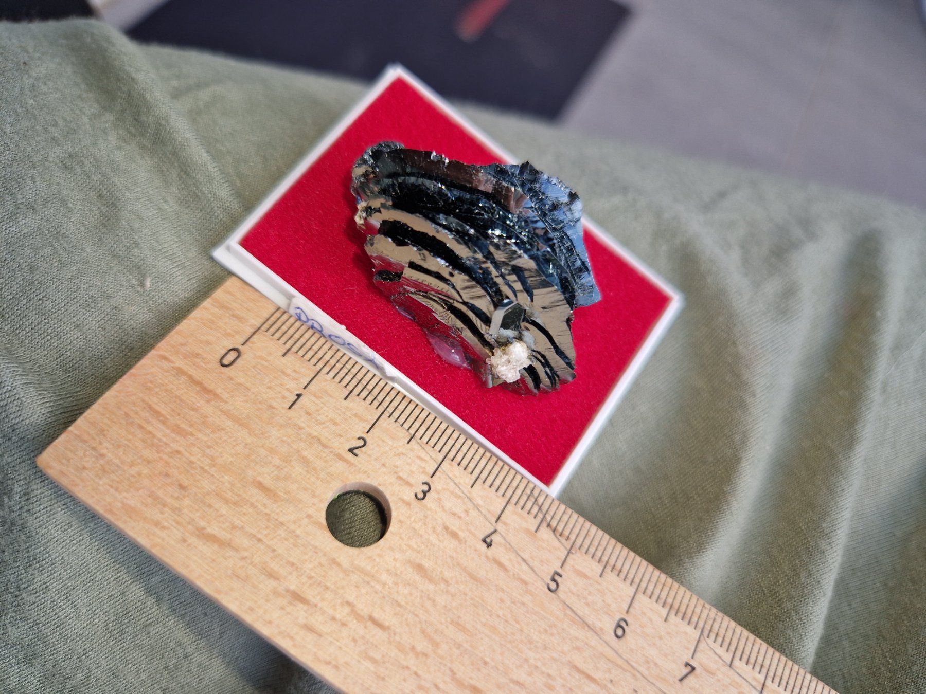 Mineralien & Heilsteine: Minerale Rosa di ferro Monte Prosa Ticino – Gebraucht aus Pazzallo von esa_d8tl