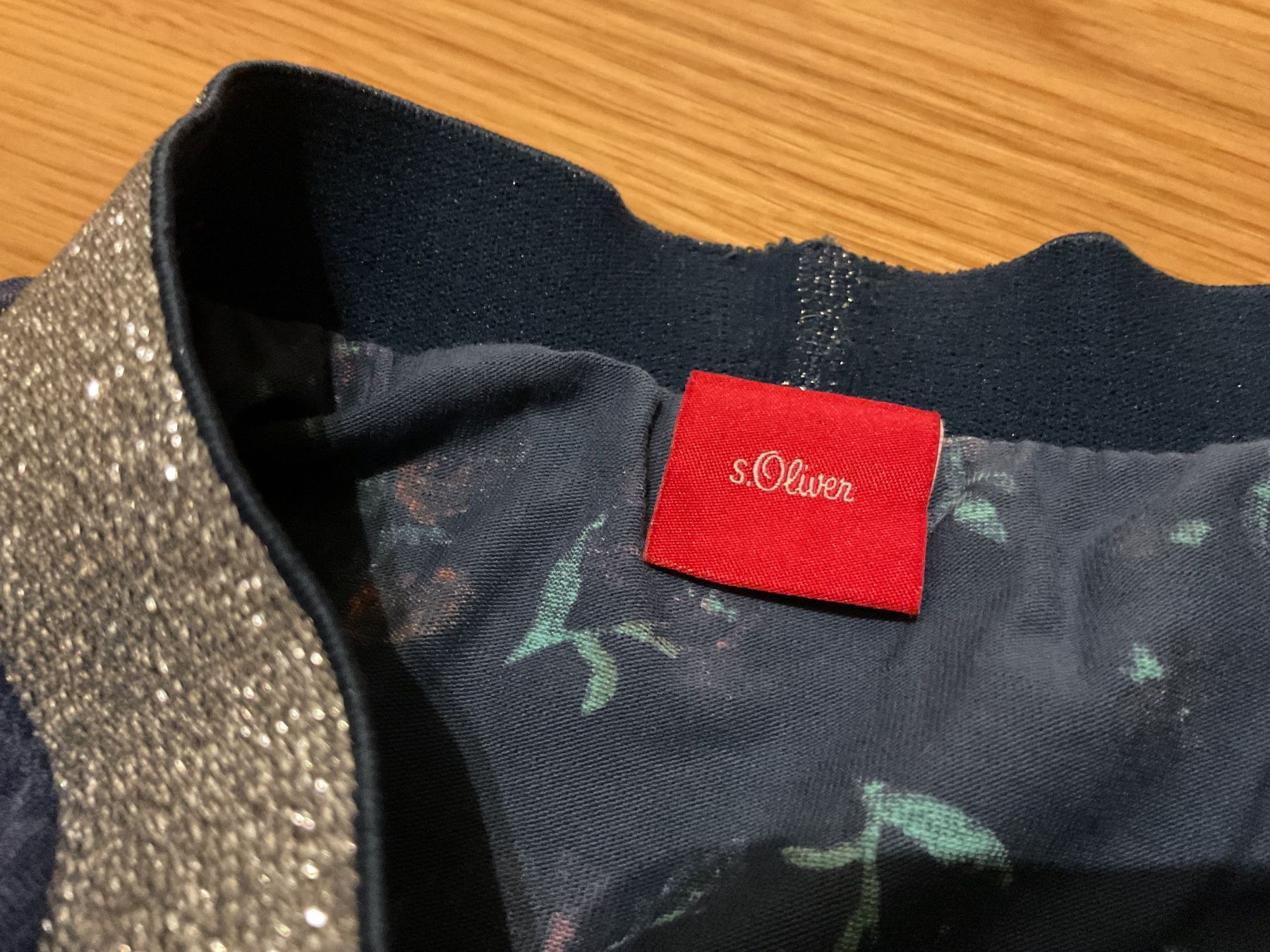 Vestiti & Gonne: Blauer Mädchen Rock  mit Blumenmuster. – Usato da Pfeffingen venduto da Marc4148 3