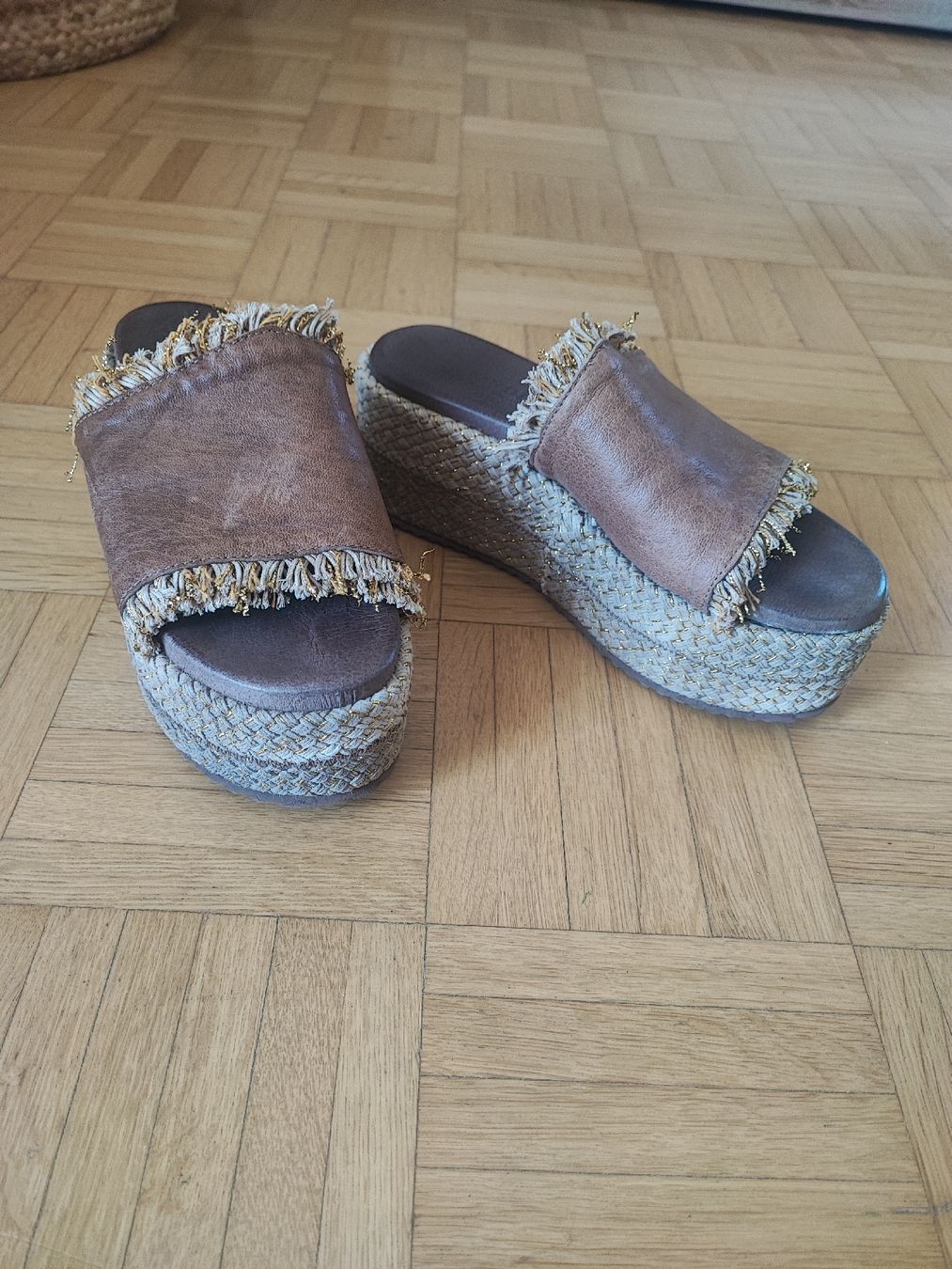 Damenschuhe: Cafe Noir Sandalen, grosse 39 – Gebraucht aus Zürich von ari_7rtc 1