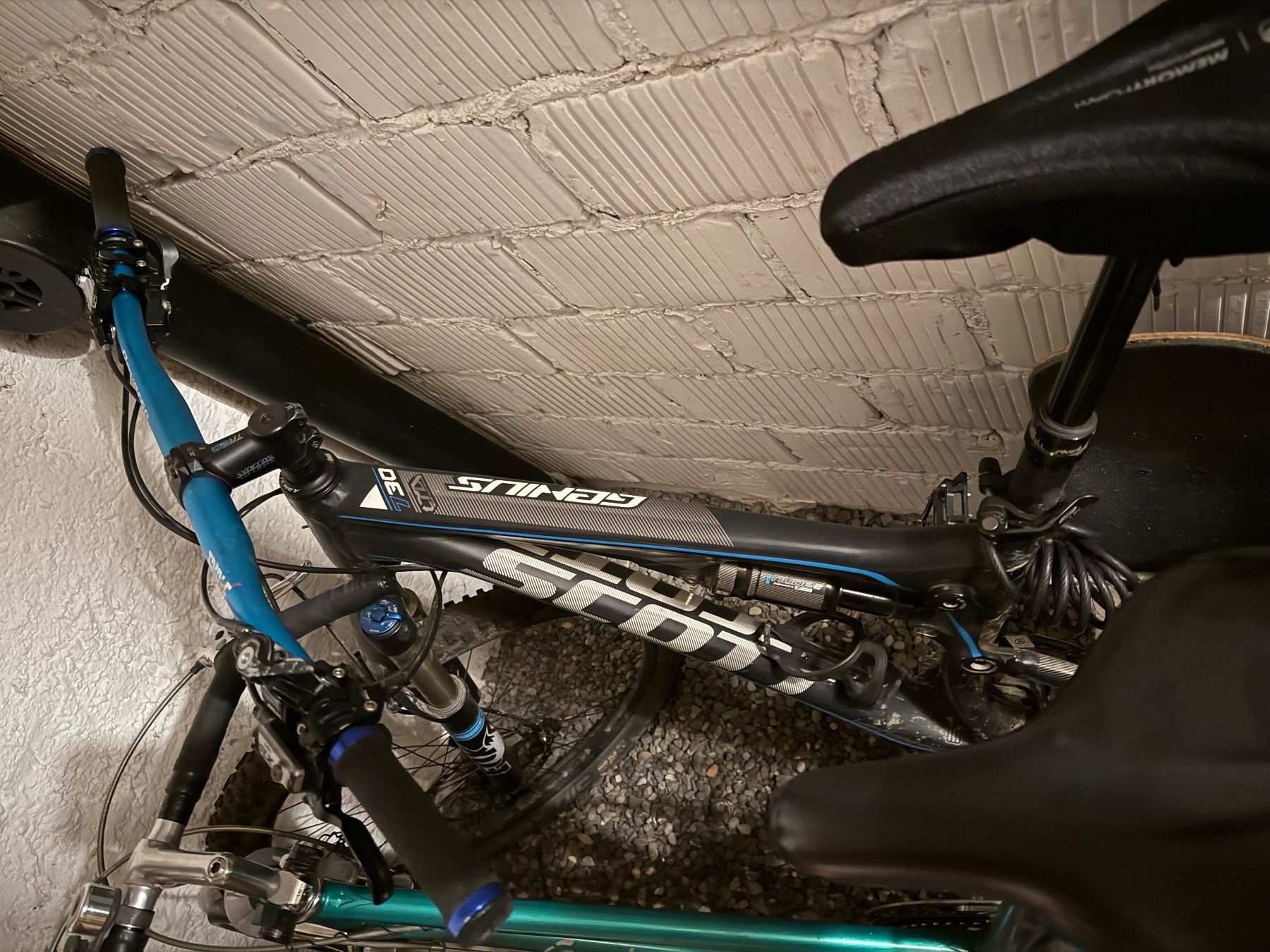 Scott Biciclette: Scott Genius 730 LTA Fully MTB FOX / Shimano SLX – Usato da Bern venduto da rory_gallagher 1